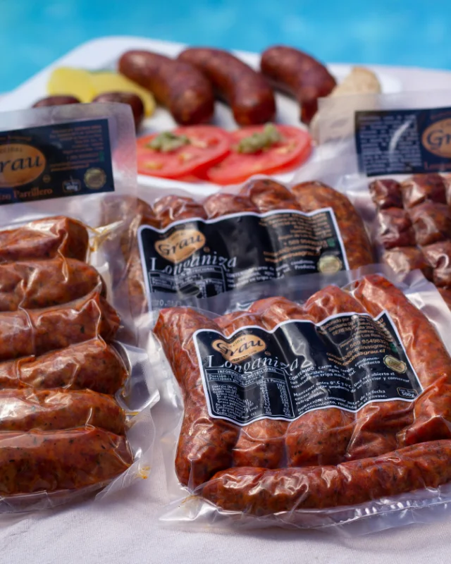 Longanizas Gourmet de Cecinas Grau en sus envases al vacío