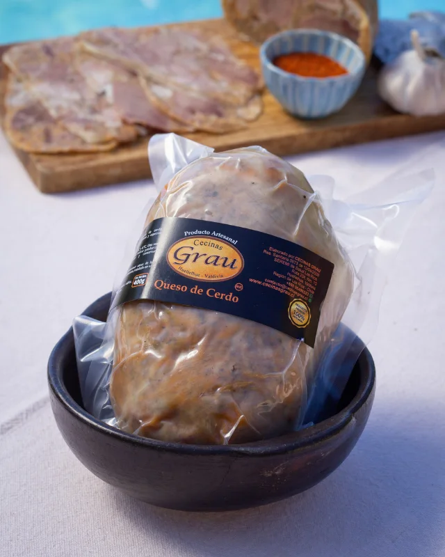 Queso de Cerdo de Cecinas Grau en su envase al vacío